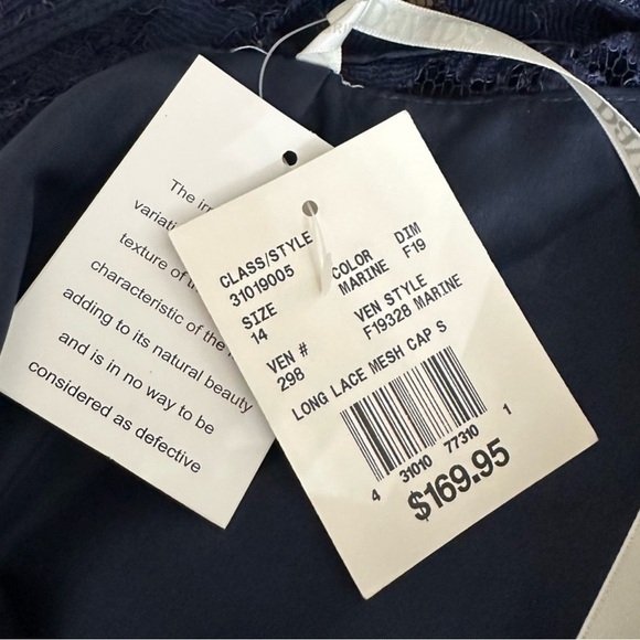$169 David’s Bridal sleeveless long mesh dress with corded lace. Color NAVY NWT - Picture 11 of 11
